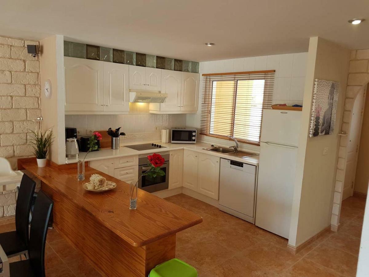 Villa Roque Del Conde With Fantastic Sea View, Terrace, Pool, Wifi, Sat-Tv, Garage Costa Adeje  Exterior photo
